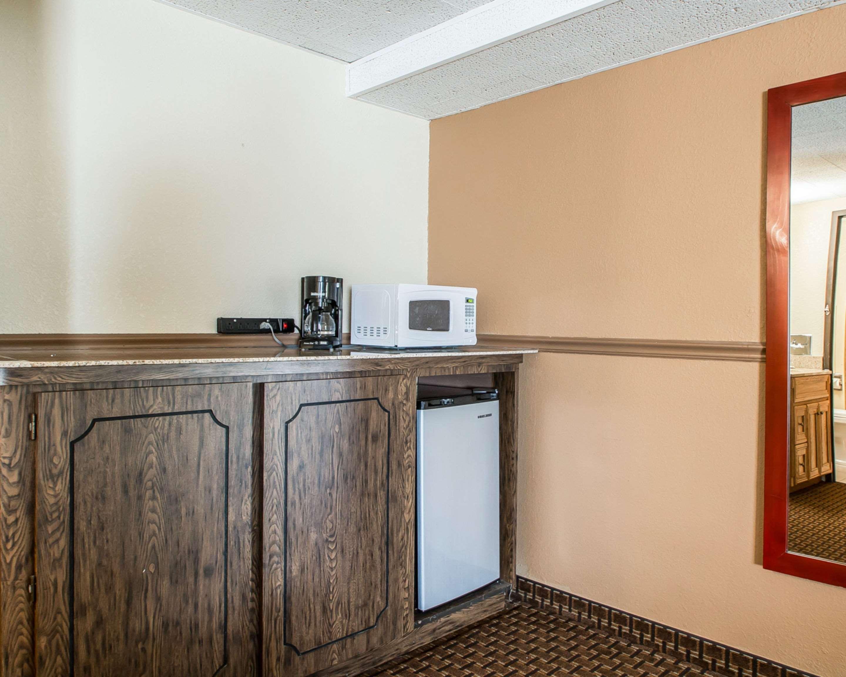 Quality Inn East Dubuque Eksteriør bilde
