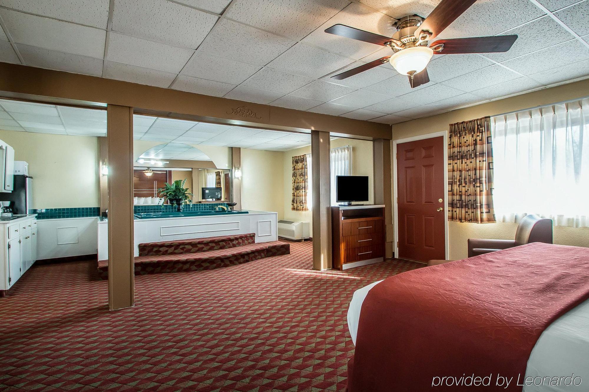 Quality Inn East Dubuque Eksteriør bilde