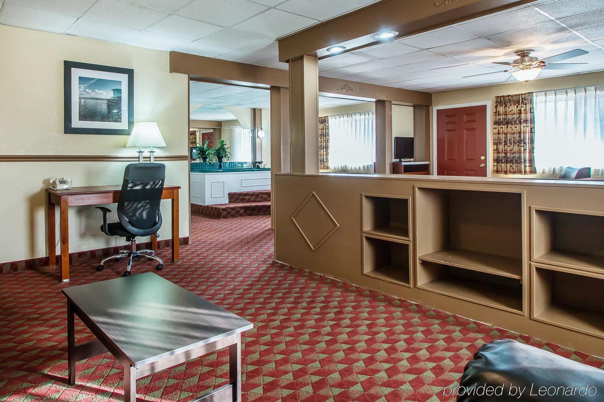 Quality Inn East Dubuque Eksteriør bilde