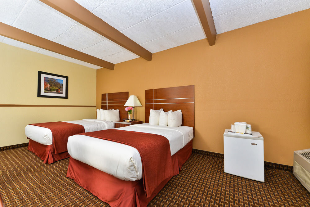 Quality Inn East Dubuque Eksteriør bilde