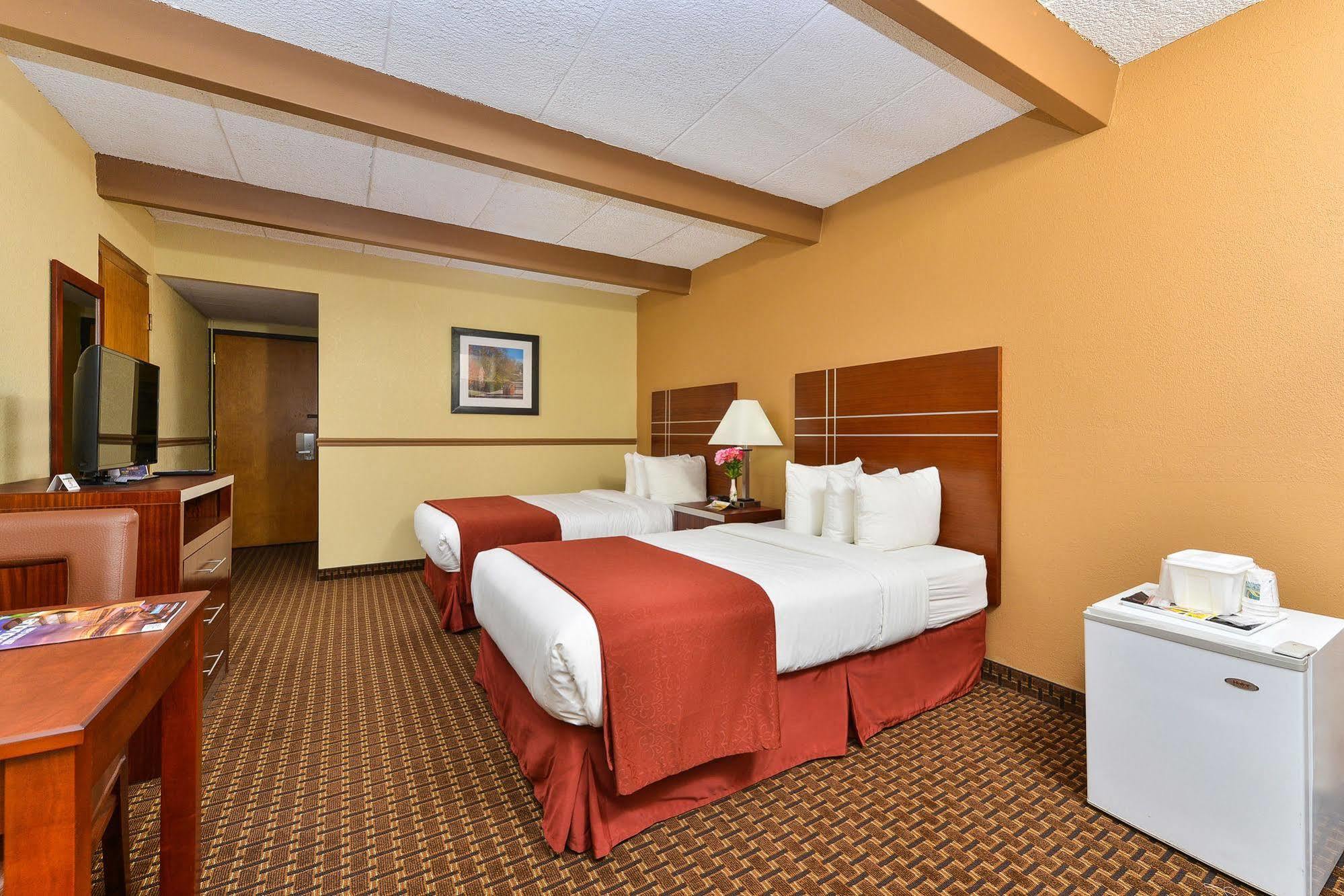 Quality Inn East Dubuque Eksteriør bilde